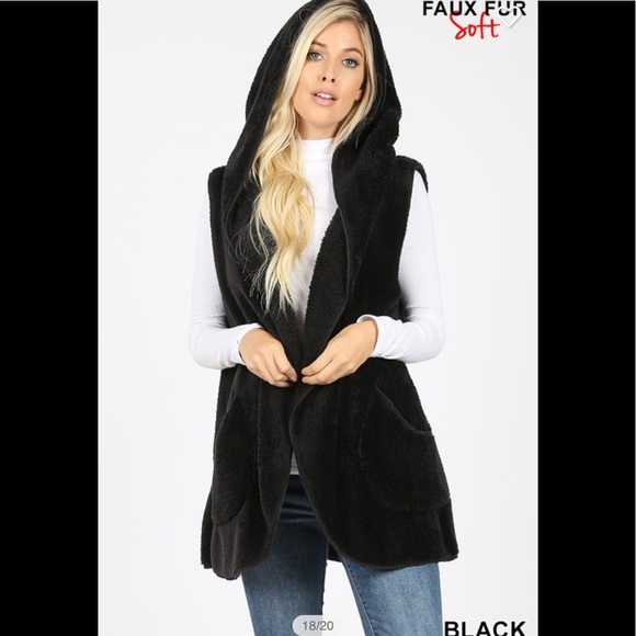 1 left❤️2 for $40❤️large faux fur hooded vest - Picture 7 of 8